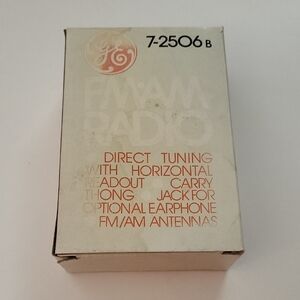 Vintage GE FM/AM Radio